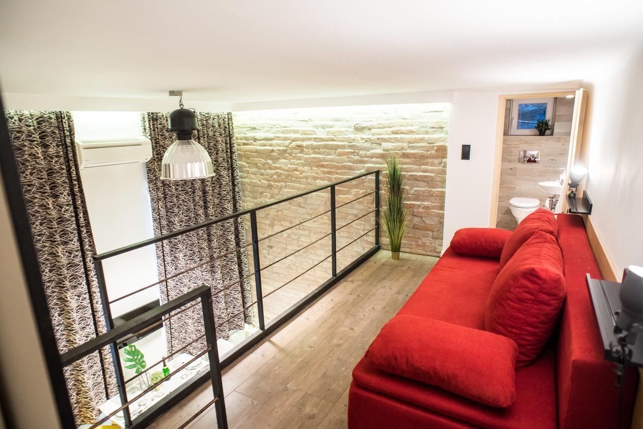 Very Stylish And Fresh Studio Home In The Center Budapest Exterior foto